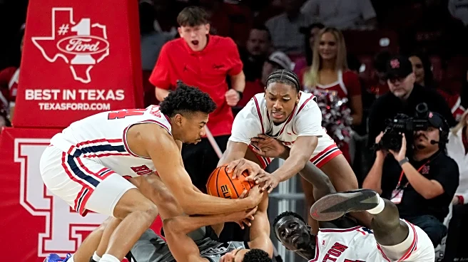 No. 5 Houston takes out the frustration of 3 straight losses with a 102-62 win over Colorado