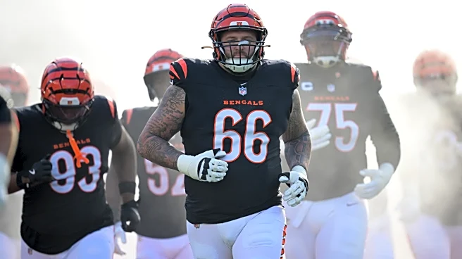 Bengals re-sign Dalton Risner to one-year deal to play right guard