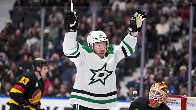 Stars beat Canucks 6-1 to extend winning streak to a franchise-record 9 games