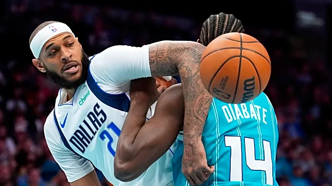 Hornets rout Mavericks 117-90 for 5th straight victory and .500 record