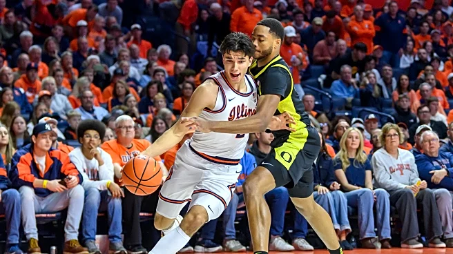 Andrej Stojakovic scores 21 points, No. 11 Illinois beats Oregon 80-54