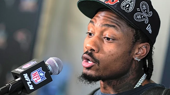 Patriots tell 4-time Pro Bowl receiver Stefon Diggs he'll be released next week, AP source says