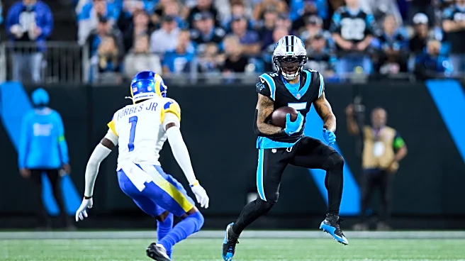 Running back Rico Dowdle and the Pittsburgh Steelers agree on a 2-year deal, AP source says