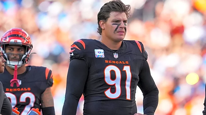 Hendrickson joins Ravens, Crosby still on Raiders and QB Jones re-signs with Colts