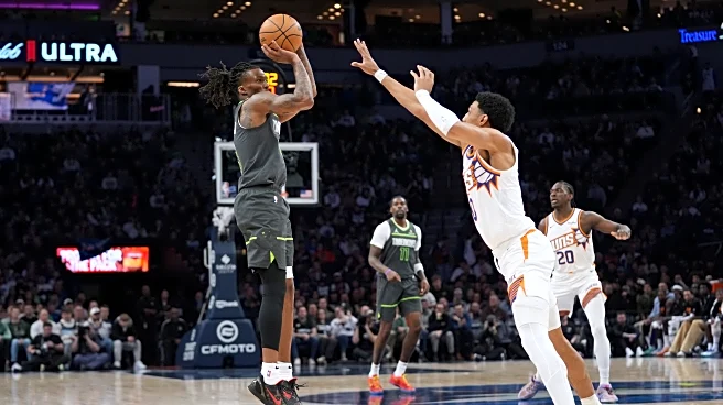 Randle's 32 points lead the Timberwolves in a 116-104 win that hands the Suns a 3rd straight loss