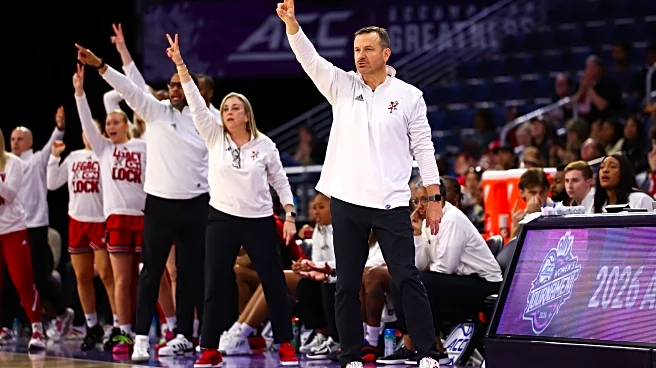 March Madness has host Louisville treating NCAA opening weekend like a road trip