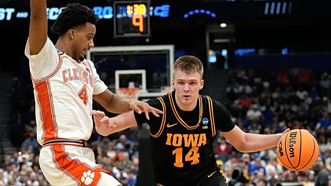 Stirtz weathers cold shooting to score 16 and help Iowa beat Clemson 67-61 in March Madness