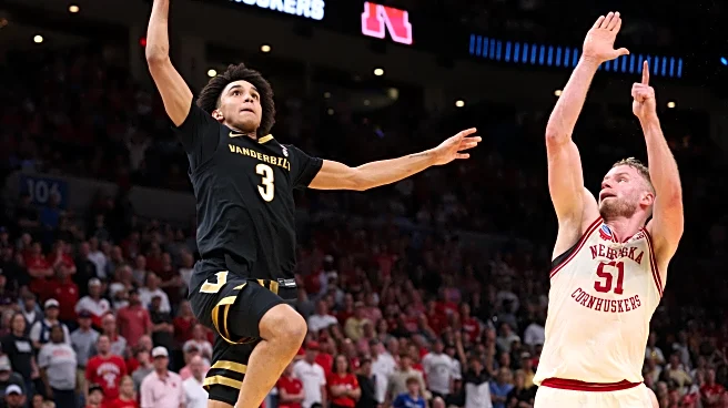 Nearly the greatest buzzer-beater ever? Half-court heave from Vanderbilt's Tyler Tanner rims out