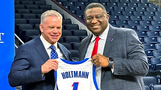 DePaul gives athletic director DeWayne Peevy another contract extension