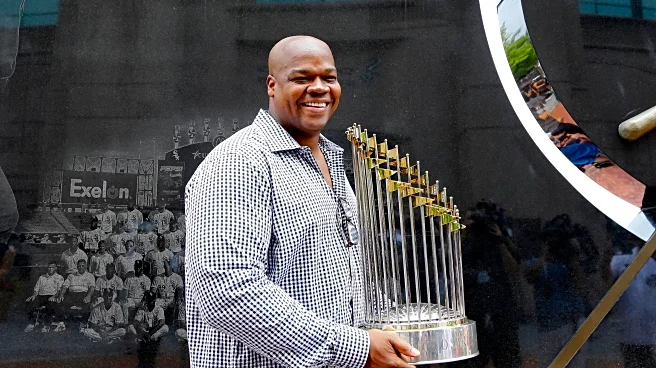 Hall of Famer Frank Thomas files lawsuit seeking damages against White Sox, Fanatics, Nike