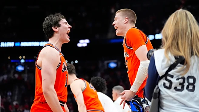 Illinois clamps down on Houston for a 65-55 March Madness win to reach Elite Eight
