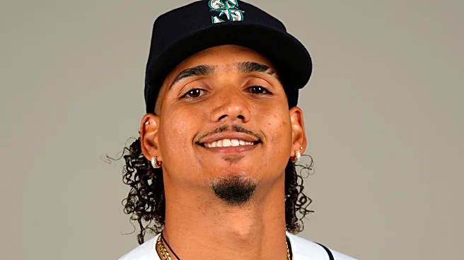 Mariners place RHP Carlos Vargas on 15-day IL, add RHP Cole Wilcox to roster