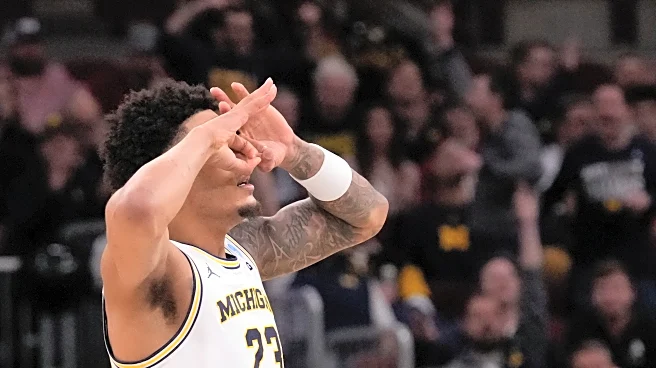 Yaxel Lendeborg stars as top-seeded Michigan beats Alabama 90-77 in Sweet 16