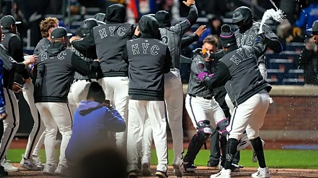 Luis Robert Jr. is off to a rousing start with the Mets after arriving in an offseason trade