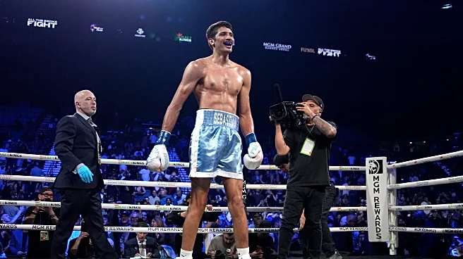 Fundora retains WBC super welterweight title with 6th-round KO of Thurman