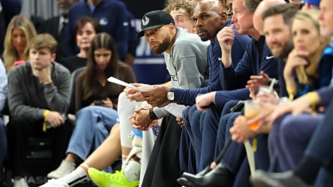 Stephen Curry returns to full-squad scrimmaging with Warriors to test injured right knee