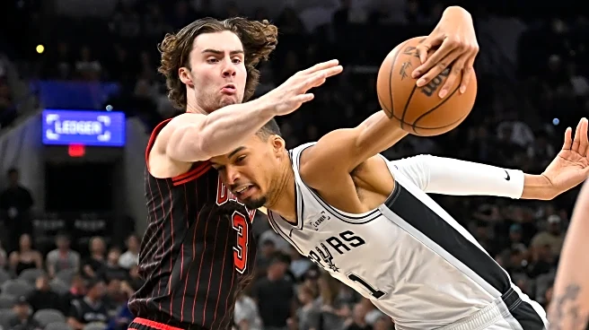 Victor Wembanyama fuels Spurs to 129-114 win over Bulls