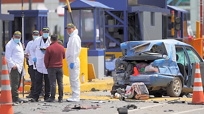 A road accident in Colombia involving several vehicles kills at least 2 people and injures 19