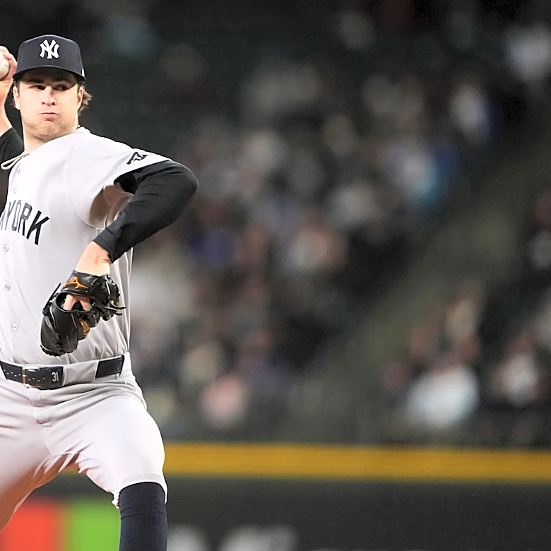 Cam Schlittler extends shutout streak to 11 2/3 innings as Yankees rotation remains stingy