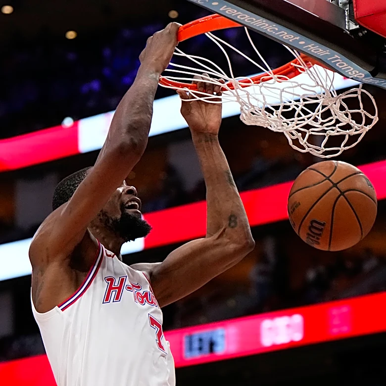 Sheppard scores 27 points on a career-high 9 3s in the Rockets' win over the the Bucks