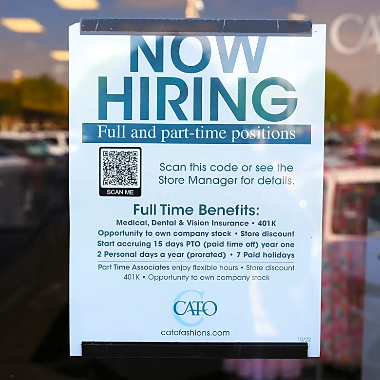 US jobless aid filings fall to 202,000 as layoffs remain low despite uncertainty of Iran war