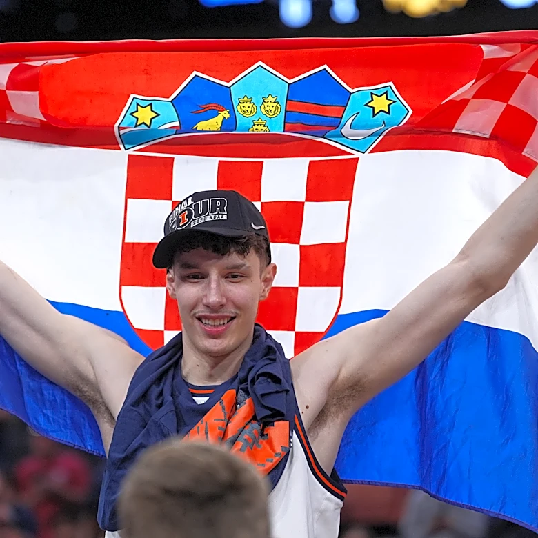 What makes you a pro? At the Final Four, that question is bubbling up once again