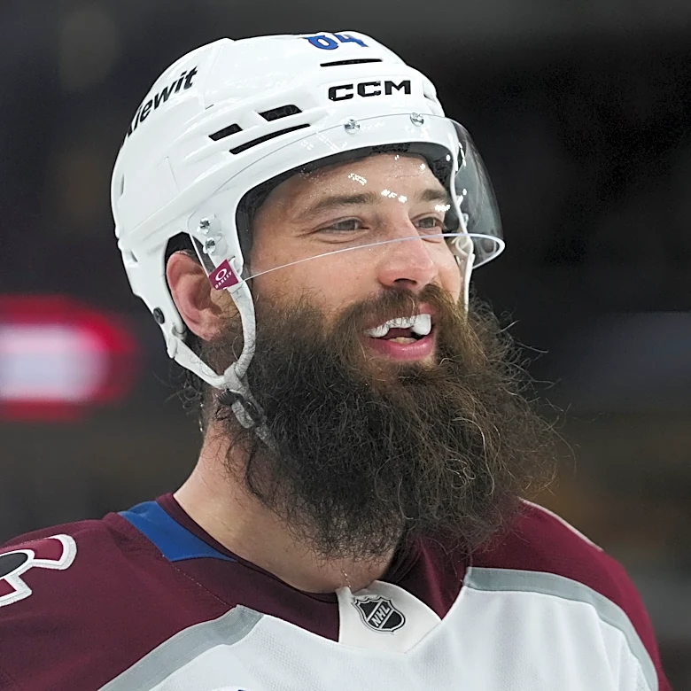 At 41, defenseman Brent Burns set for 1,000th straight regular-season game as the Avs chase top seed