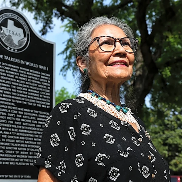 Descendants of Choctaw code talkers gather in Fort Worth for historical marker unveiling