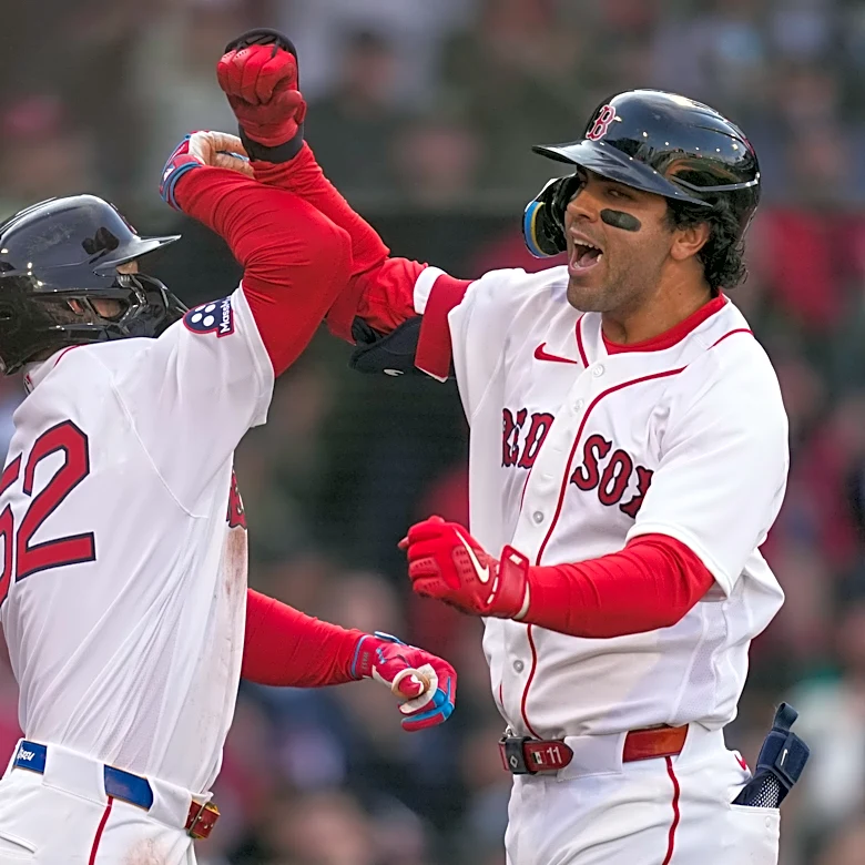 Marcelo Mayer, Willson Contreras homer, Red Sox snap 5-game losing streak with 5-2 win over Padres