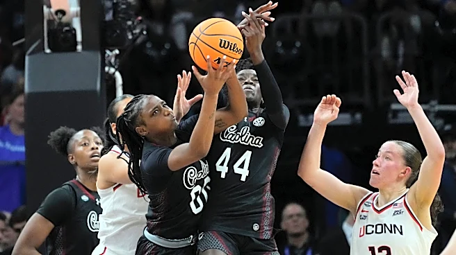 South Carolina smothers UConn 62-48 to advance to NCAA title game, snaps Huskies’ 54-game win streak