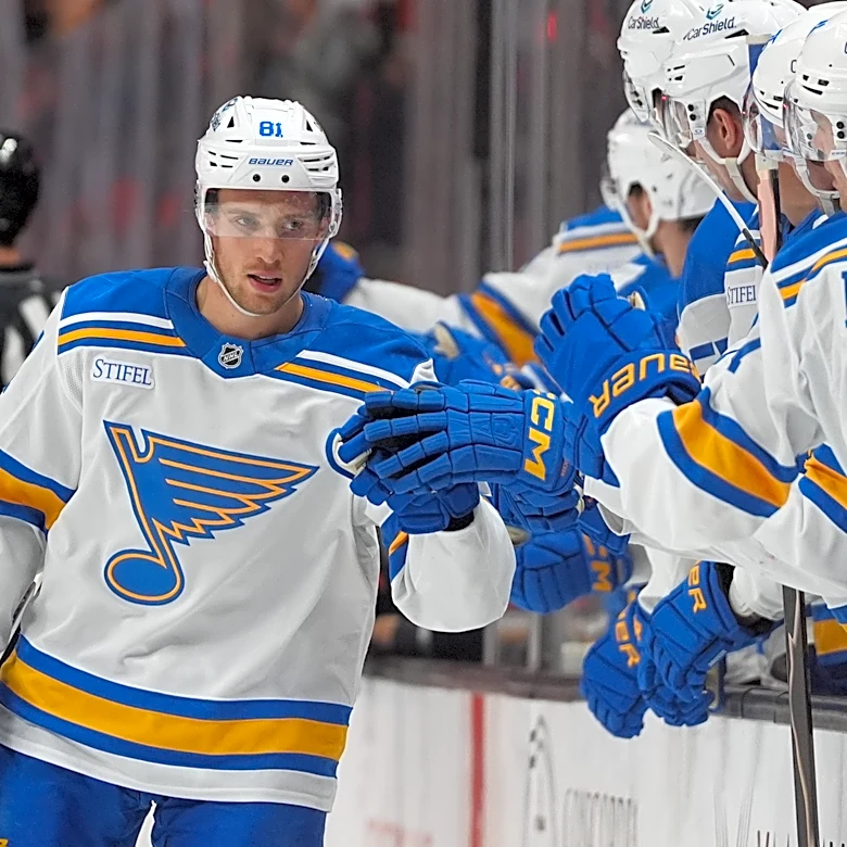 Dylan Holloway's two goals help Blues keep slim playoff hopes alive with 6-2 win over Ducks