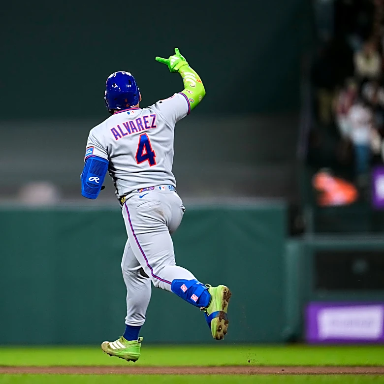 Alvarez hits 2 homers and Mets bust out at the plate to back McLean in 10-3 blowout of Giants