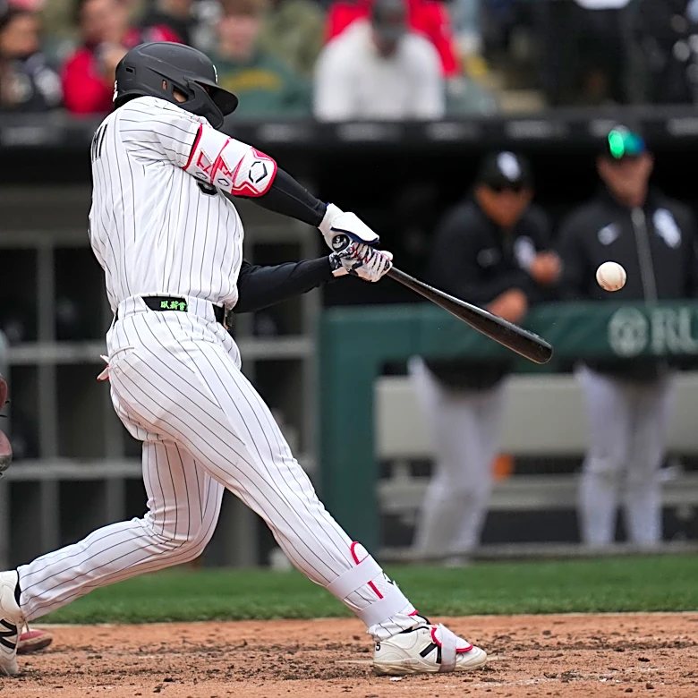 Murakami and Montgomery homers help power White Sox to a 6-3 win over the Blue Jays