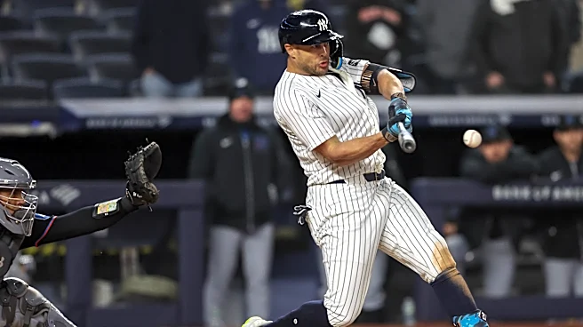 Giancarlo Stanton sparks Yankees with first regular-season stolen base since 2020