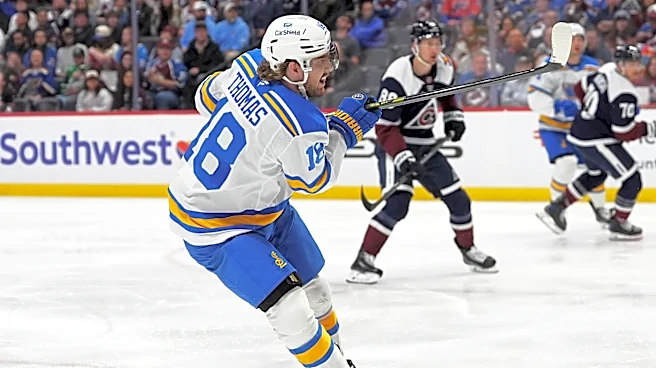 Thomas breaks late tie to complete first hat trick, Blues beat Avalanche 3-2