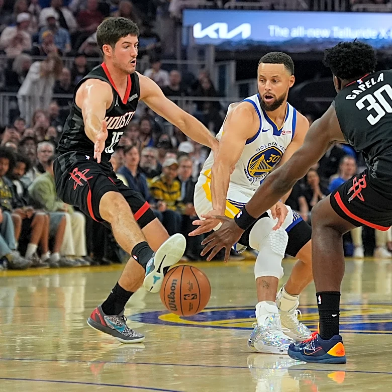 Kevin Durant, Rockets spoil Stephen Curry's return from injury, beat Warriors 117-116