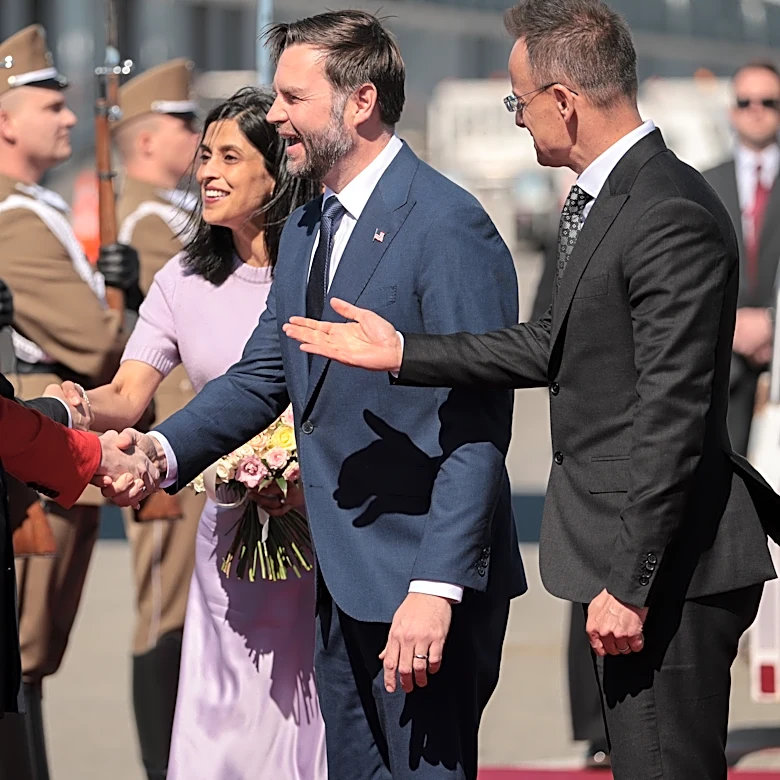 Vance arrives in Hungary hoping to boost Orbán's election campaign