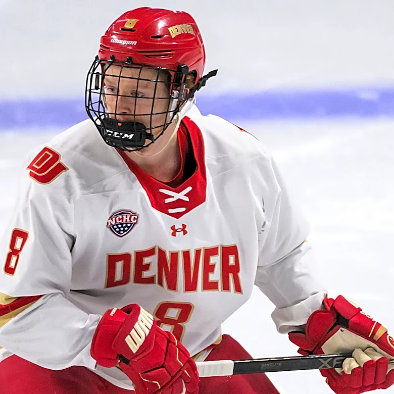 Canadian Hockey League players helping reshape college hockey after rule change permits them to play