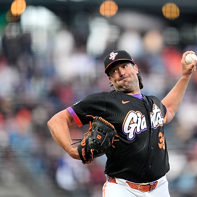 Robbie Ray pitches Giants past Phillies 6-0 to stop 4-game slide