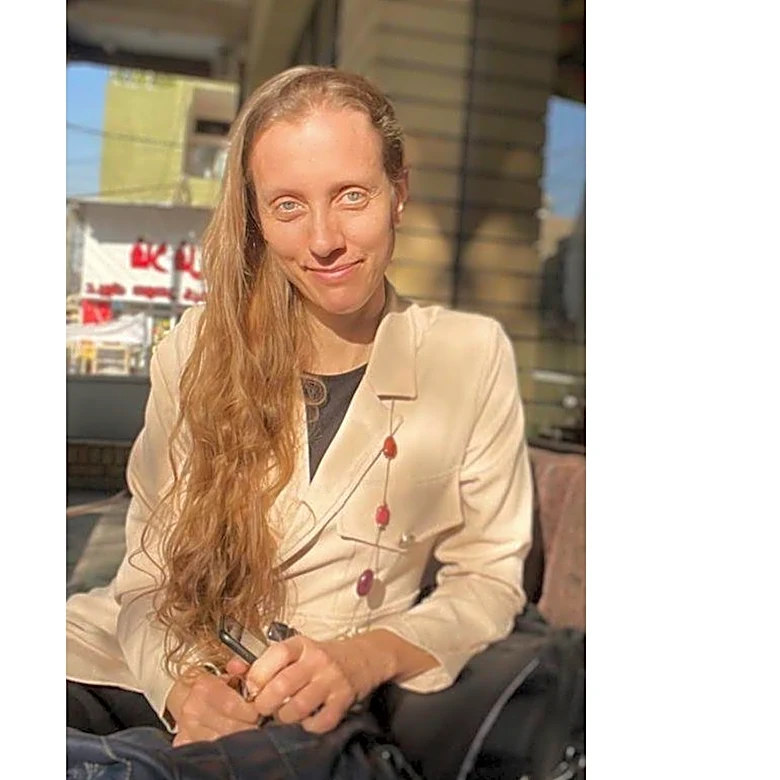 Mother hopes freed US reporter will come home following her release from Iraqi captors