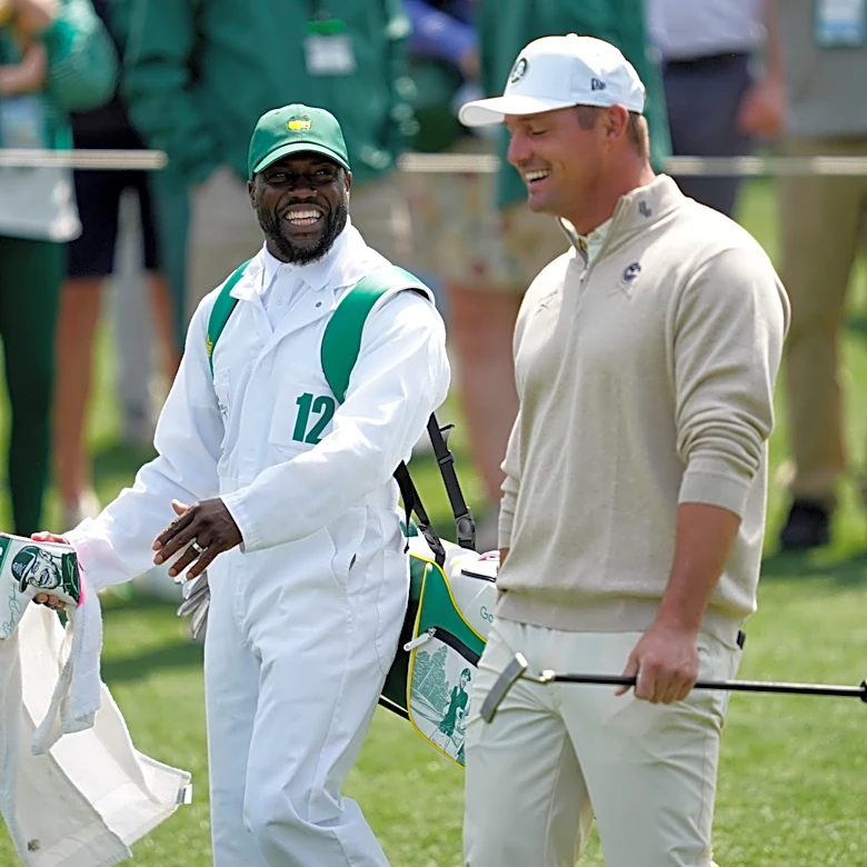 Kevin Hart and Jason Kelce are among the celebrity caddies at Augusta National's Par 3 Contest
