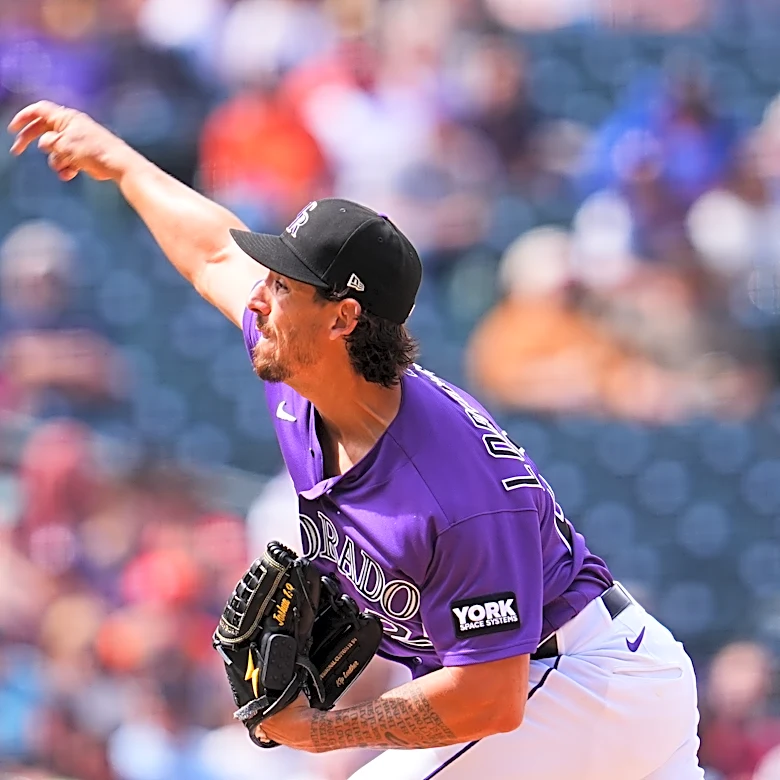 Michael Lorenzen throws efficiently into the 6th, Rockies beat Astros 9-1 to complete 3-game sweep