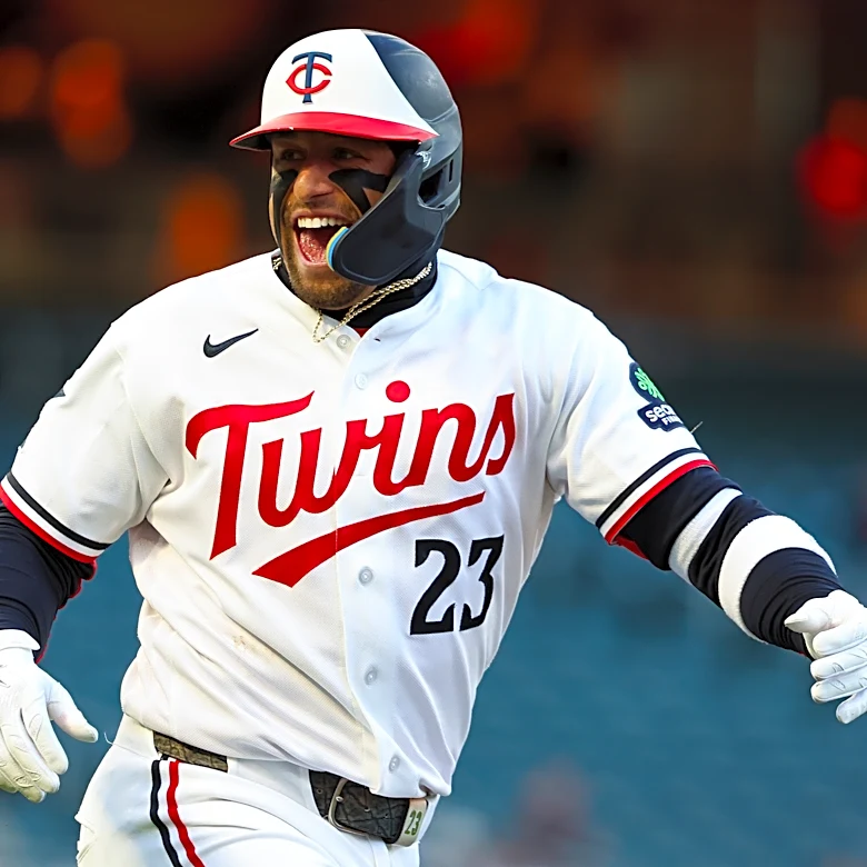 Twins score 6 runs against Valdez in first inning and hold off Tigers 8-6