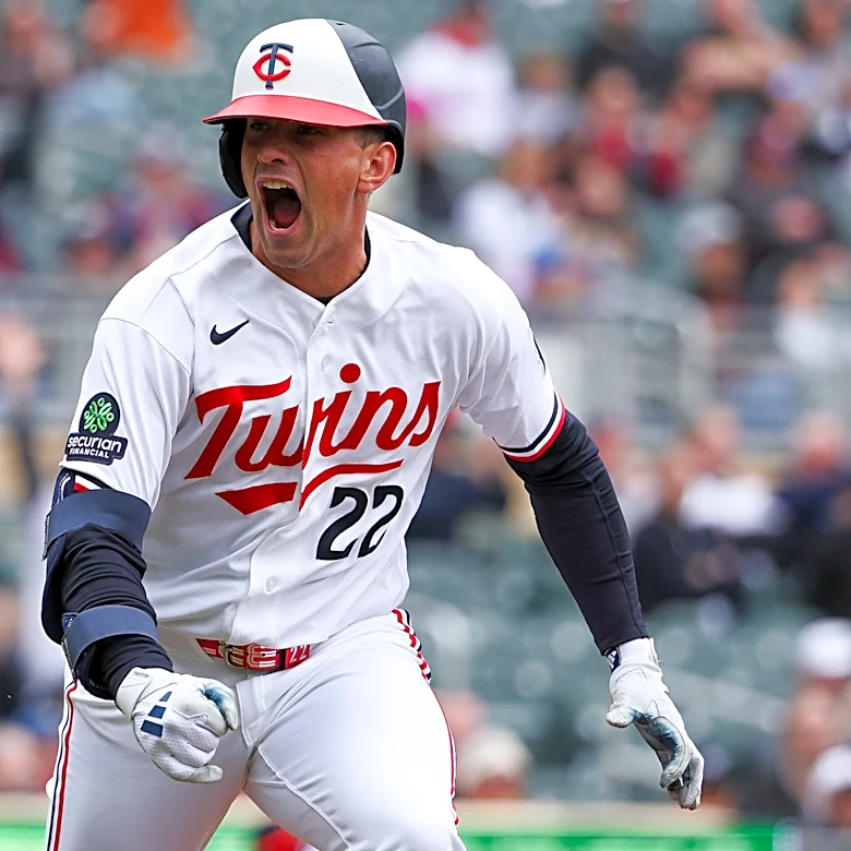 Twins finish a 4-game sweep of the Tigers on a 2-run single in the 8th by Brooks Lee for a 3-1 win