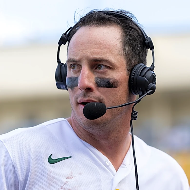 A's Brent Rooker exits game vs. Yankees in 1st inning with back pain