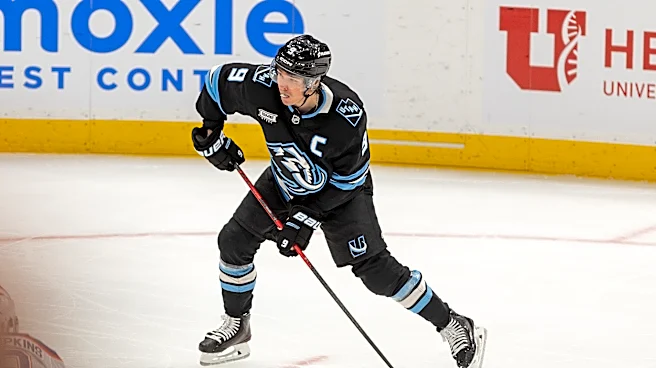 Dylan Guenther scores his 39th goal and the Mammoth beat the Predators 4-1 for 5th straight win