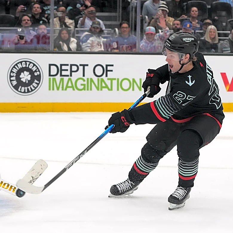 Catton scores game-winner in shootout, Kraken end skid with 4-3 victory against Golden Knights