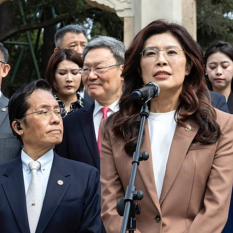 Taiwan's opposition leader meets China's Xi Jinping as both sides call for peace