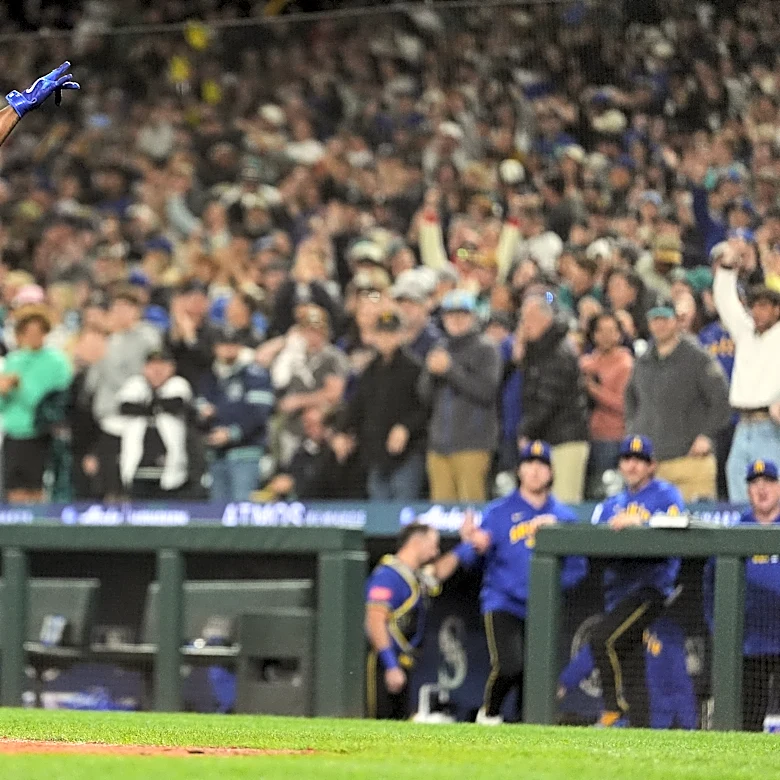 Arozarena hits 1st home run of season, Mariners end 5-game skid with 9-6 win against Astros