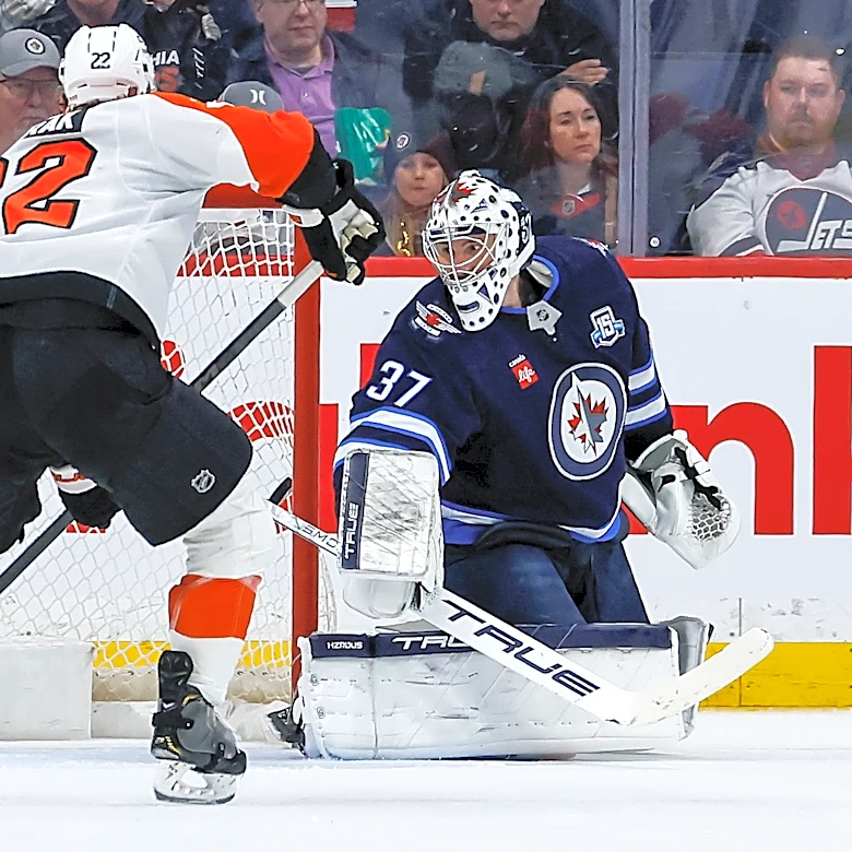 Couturier and Cates have 3-point games to lead the Flyers past the Jets 7-1